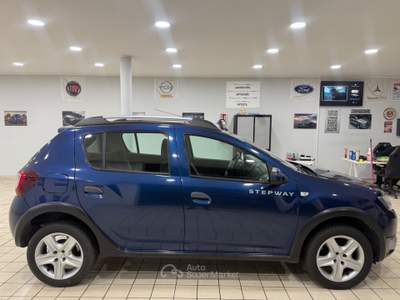 Dacia Sandero Stepway 1.5 dci 2016 Blu/Azzurro usata Qualiano