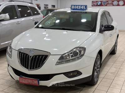 Lancia Delta platino Bianco usata Qualiano