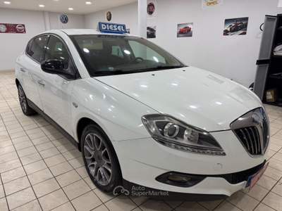 Lancia Delta platino Bianco usata Qualiano