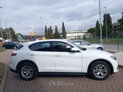 Alfa Romeo Stelvio Stelvio 2.2 t 160 Cv AT8 RWD Business PREZZO REALE Bianco usata Corciano
