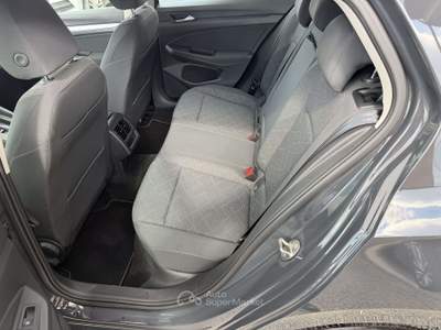 Volkswagen Golf Golf VIII  1.5 tgi Life 130cv dsg Grigio usata Gubbio