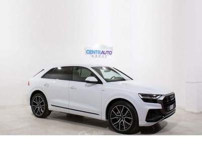 Audi Q8 286cv quattro tiptronic Sport Bianco usata Galatina