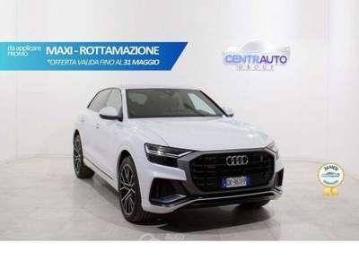 Audi Q8 286cv quattro tiptronic Sport Bianco usata Galatina