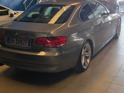 BMW Serie 3 320d Perfetta lavaggio olio cambio appena fatto usata Rimini