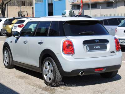MINI Clubman 1.5 Cooper D Baker Street 5 porte Grigio usata Città di Castello