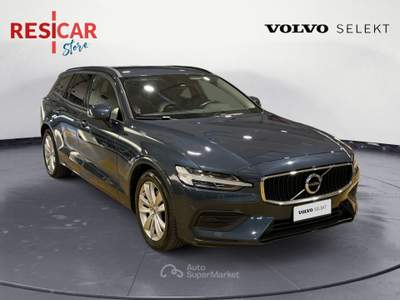Volvo V60 V60 ii n1 2.0 b4 essential auto Blu/Azzurro usata Cameri