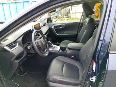 Toyota RAV4 V 2019 2.5 vvt-ie h Lounge awd-i 222cv e-cvt Blu/Azzurro usata Roma