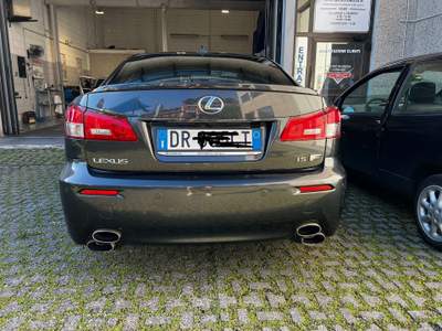 Lexus IS IS-F 5.0 V8 auto ufficiale lexus Italia Grigio usata Sesto San Giovanni