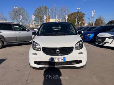 Smart ForFour Forfour 0.9 t Passion 90cv twinamic my18 Bianco usata Anzio