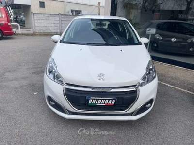 Peugeot 208 208 I 2015 5p 1.5 bluehdi Active Bianco usata Mirano