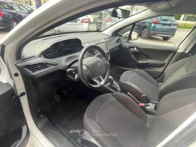 Peugeot 208 208 I 2015 5p 1.5 bluehdi Active Bianco usata Mirano