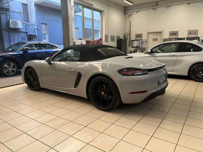Porsche Boxster 718 Boxster IV  718 2.0 300cv pdk Beige usata Milano