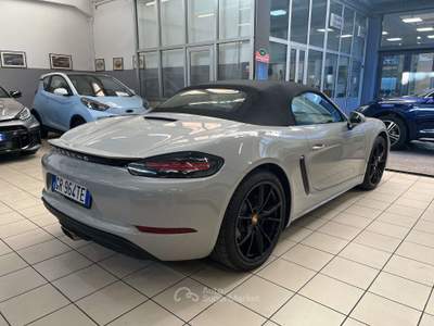 Porsche Boxster 718 Boxster IV  718 2.0 300cv pdk Beige usata Milano