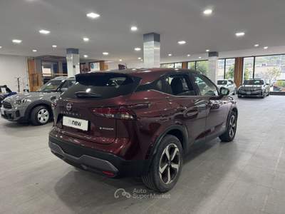 Nissan Qashqai 1.5 e-power N-Connecta 190cv Rosso usata Pozzuoli