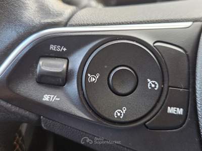 Opel Crossland OTTIME CONDIZIONI TAGLIANDATA GARANZIA 12 MESI Nero usata Mercato San Severino