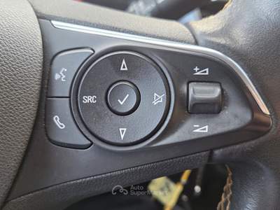 Opel Crossland OTTIME CONDIZIONI TAGLIANDATA GARANZIA 12 MESI Nero usata Mercato San Severino