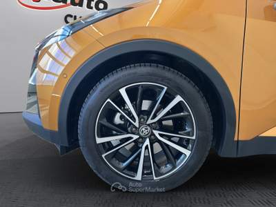 Toyota C-HR C-HR 2.0 phev Lounge Premiere fwd e-cvt Nero usata Cuneo