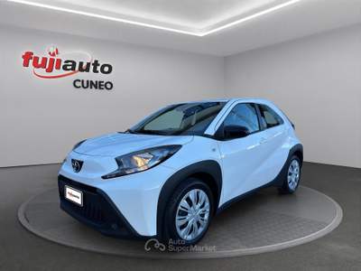Toyota Aygo X Aygo X 1.0 Active 72cv Bianco usata Cuneo