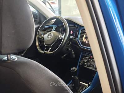Volkswagen T-Roc SCR Advanced BlueMotion Technology Blu/Azzurro usata Montecatini-Terme