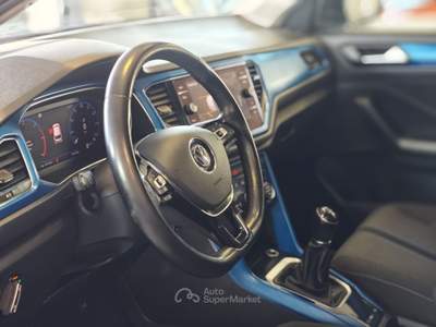Volkswagen T-Roc SCR Advanced BlueMotion Technology Blu/Azzurro usata Montecatini-Terme