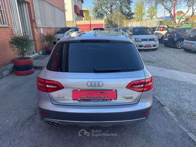Audi A4 Quattro 2.0 tdi Advanced 190c s-tronic Grigio usata Cernusco sul Naviglio