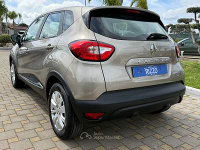 Renault Captur 1.5 dCi 90 CV Start&Stop Energy R-Link Grigio usata Mesagne