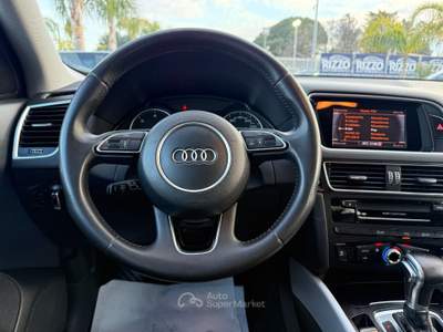 Audi Q5 190 CV QUATTRO S-LINE S-TRONIC Bianco usata Mesagne