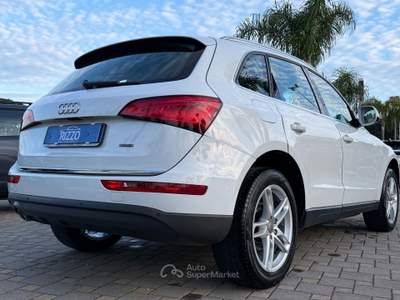Audi Q5 190 CV QUATTRO S-LINE S-TRONIC Bianco usata Mesagne
