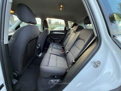 Audi Q5 190 CV QUATTRO S-LINE S-TRONIC Bianco usata Mesagne