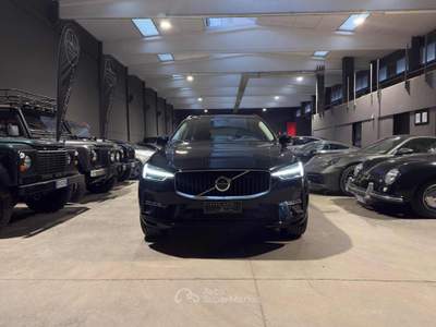 Volvo XC60 B4 (d) Geartronic Momentum Pro Nero usata Bologna