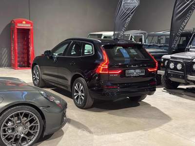 Volvo XC60 B4 (d) Geartronic Momentum Pro Nero usata Bologna