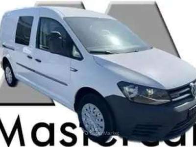 Volkswagen Caddy 1.4 TGI furgone Maxi  BlueMotion Bianco usata Basiliano
