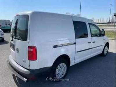 Volkswagen Caddy 1.4 TGI furgone Maxi  BlueMotion Bianco usata Basiliano