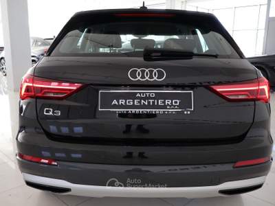 Audi Q3 35 2.0 tdi Business Advanced s-tronic Rosso usata Ceglie Messapica