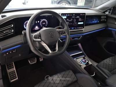 Volkswagen Tiguan 2.0 tdi R-Line Plus 150cv dsg Nero usata Ceglie Messapica