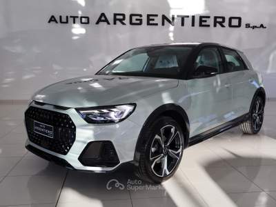 Audi A1 30 1.0 tfsi Identity Contrast 116cv s tronic Argento usata Ceglie Messapica