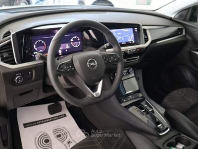 Opel Grandland 1.5 diesel Ecotec aut. Ultimate 130cv led navi Bianco usata Ceglie Messapica