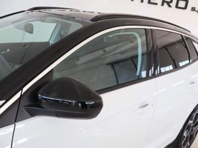 Opel Grandland 1.5 diesel Ecotec aut. Ultimate 130cv led navi Bianco usata Ceglie Messapica