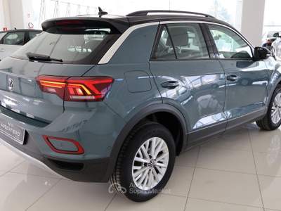 Volkswagen T-Roc 2.0 tdi Life 150cv dsg Rosso usata Ceglie Messapica