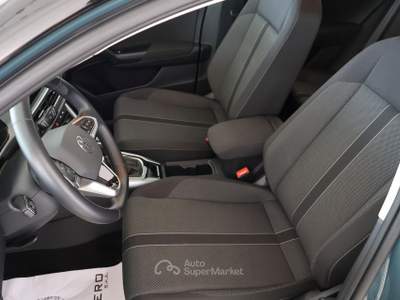 Volkswagen T-Roc 2.0 tdi Life 150cv dsg Rosso usata Ceglie Messapica