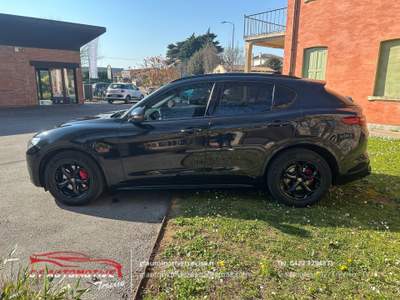Alfa Romeo Stelvio 2.2 t Business rwd 150cv auto Nero usata Treviso