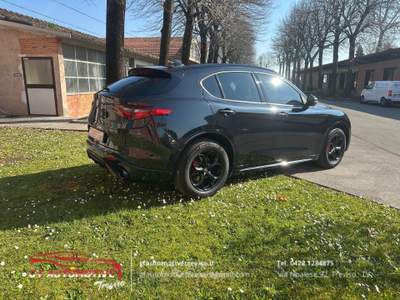 Alfa Romeo Stelvio 2.2 t Business rwd 150cv auto Nero usata Treviso