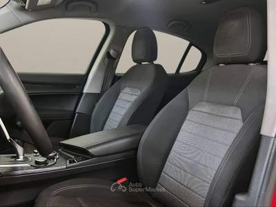 Alfa Romeo Stelvio 2.2 Turbodiesel 190 CV AT8 Q4 Business Rosso usata Fara Gera d'Adda