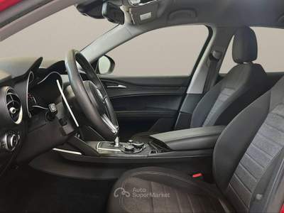 Alfa Romeo Stelvio 2.2 Turbodiesel 190 CV AT8 Q4 Business Rosso usata Fara Gera d'Adda
