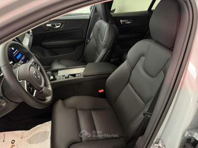 Volvo V60 B3 automatico Plus Dark Grigio usata Lurate Caccivio