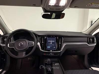 Volvo V60 B4 (d) automatico Core Blu/Azzurro usata Lurate Caccivio