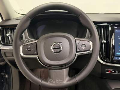Volvo V60 B4 (d) automatico Core Blu/Azzurro usata Lurate Caccivio