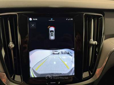 Volvo V60 Cross Country B4 (d) AWD automatico Plus Nero usata Lurate Caccivio