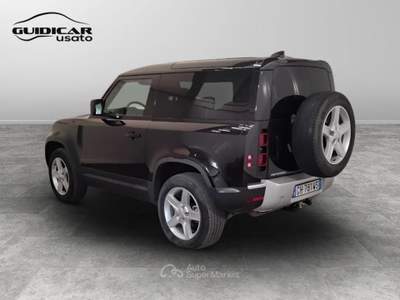 Land Rover Defender 3.0 I6 MHEV SE AWD Auto Nero usata Lucca