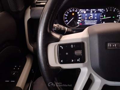 Land Rover Defender 3.0 I6 MHEV SE AWD Auto Nero usata Lucca